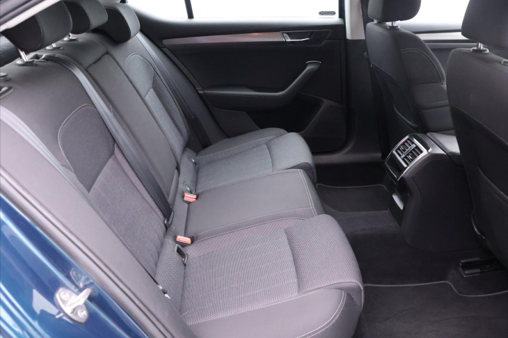 Škoda Superb 2,0 TDI 147kW Style 4x4 DSG CZ DPH