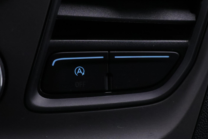 Ford Transit Custom 2,0 TDCI Aut. L2 6-Míst DPH