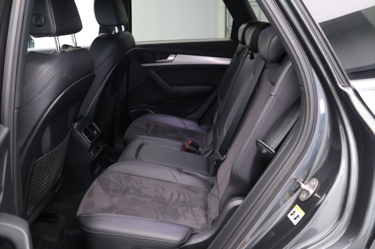 Audi Q5 2,0 TDI 140kW 4X4 Tažné CZ LED