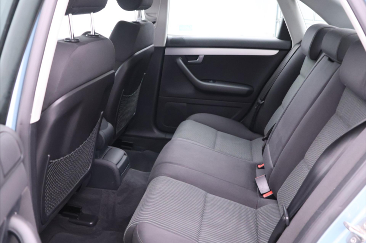 Audi A4 3,0 TDI 171kW Quattro CZ