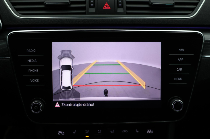 Škoda Superb 2,0 TDI 140kW DSG Style 4x4