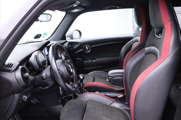 Mini One 1,5 i 75kW JCW Kůže 1.Maj.