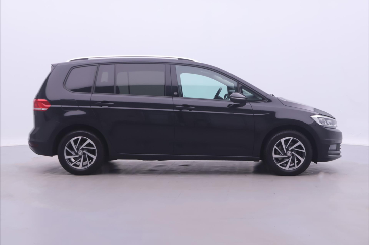 Volkswagen Touran 2,0 TDI 110kW Sound LED DPH
