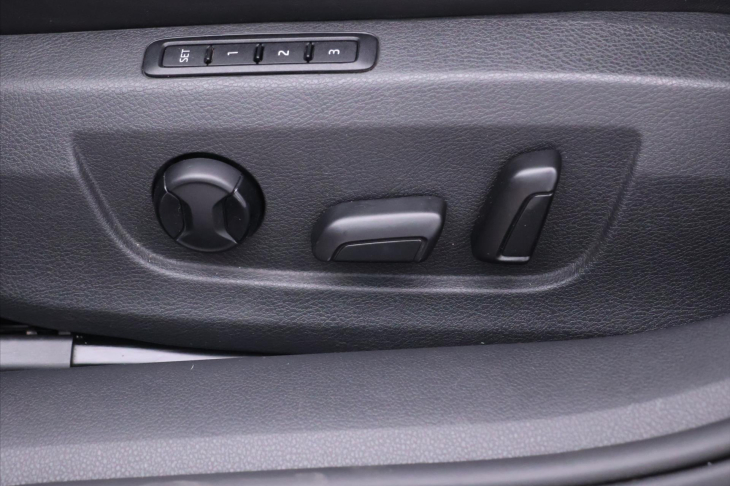 Škoda Superb 2,0 TDI 140kW DSG Style Plus