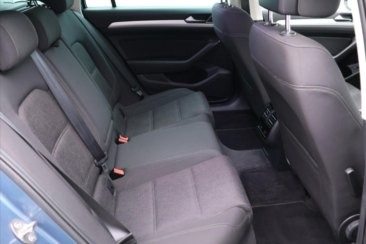 Volkswagen Passat 2,0 TDI 110kW CZ Comfortline