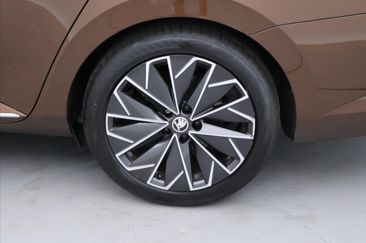 Škoda Superb 1,5 TSI 110kW L&K DSG CZ DPH