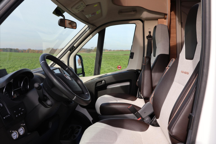 Weinsberg CaraCompact 2,3 Pepper CZ Navi 1.Majitel