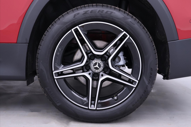 Mercedes-Benz GLB 2,0 200d 4MATIC AMG Premium+