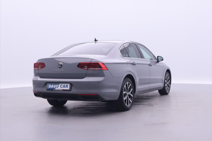 Volkswagen Passat 1,5 TSI DSG Business CZ DPH