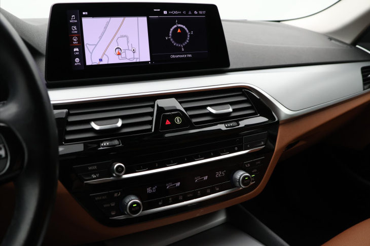 BMW Řada 5 2.0 D 140kW xDrive AT CZ