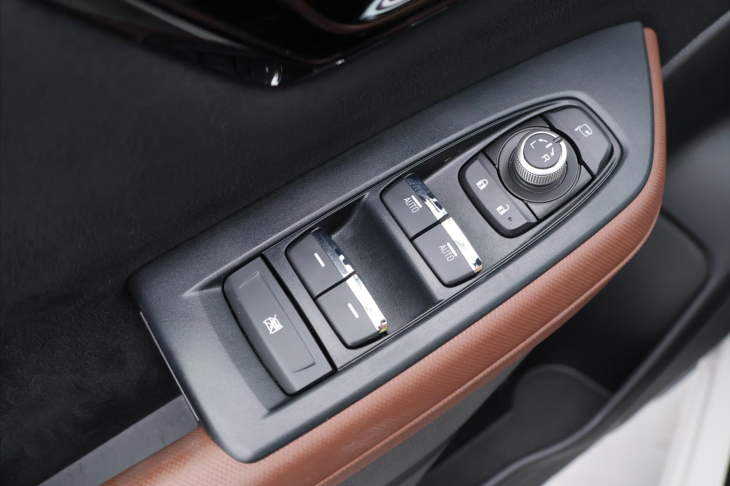 Subaru Forester 2,0 e-EyeSight 100kW CZ CVT