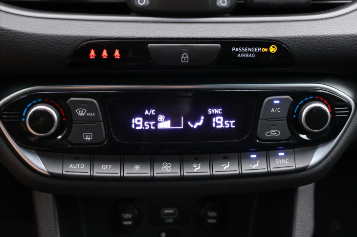Hyundai i30 1,5 T-GDI N Line SmartKey CZ