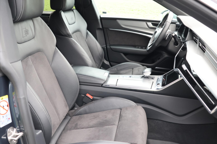 Audi A7 3,0 50TDI S-line Noční vidění