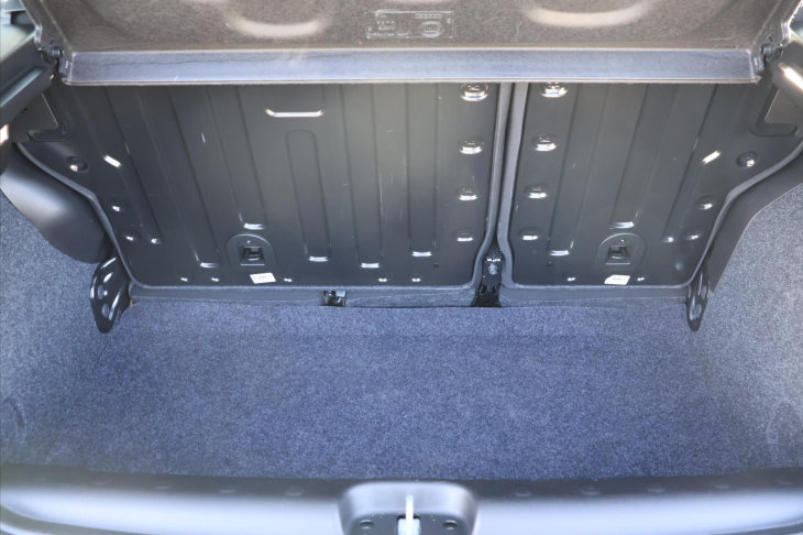 Fiat Panda 1,0 i Hybrid Cross Klima DPH