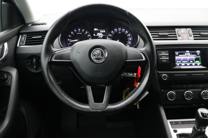 Škoda Octavia 1,6 TDI CZ Serv.Kniha Tažné