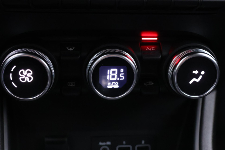 Renault Captur 1,6 68kW E-TECH Plug-in Hybrid CZ