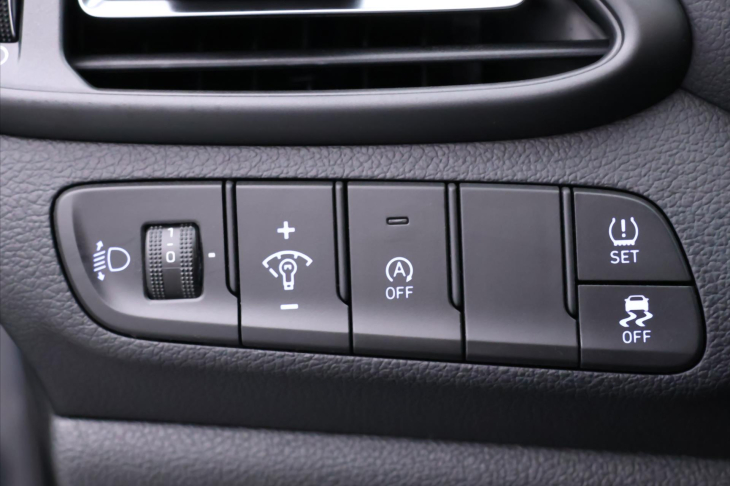 Hyundai i30 1,0 T-GDI Aut. Smart CZ 1.Maj.