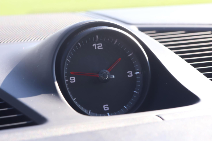Porsche Cayenne 3,0 EHV 340kW Platinum DPH