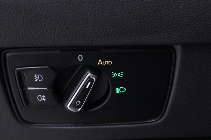 Volkswagen Passat 2,0 TDI 140kW DSG CZ R-line