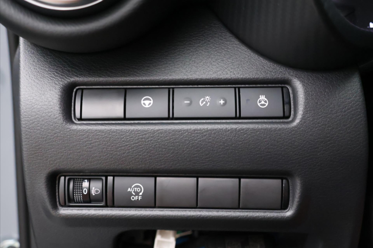 Nissan Juke 1,0 DIG-T Automat CZ Tekna DPH