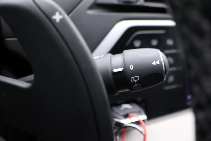 Citroën C4 Picasso 1,6 HDi 88kW Aut. Feel CZ