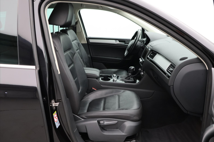 Volkswagen Touareg 3,0 TDI DSG 4M Exclusive 1.Maj