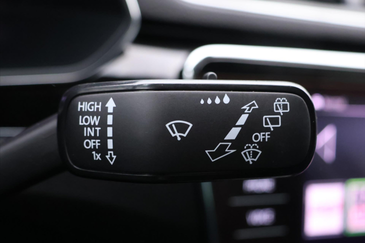 Škoda Superb 2,0 TDI 147kW 4x4 L&K DSG CZ DPH