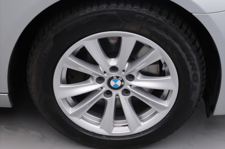 BMW Řada 5 2,0 525d 160kW xDrive Aut. CZ