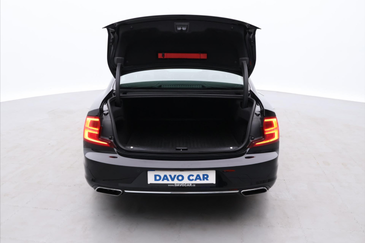 Volvo S90 2.0 D4 140kW CZ Inscription