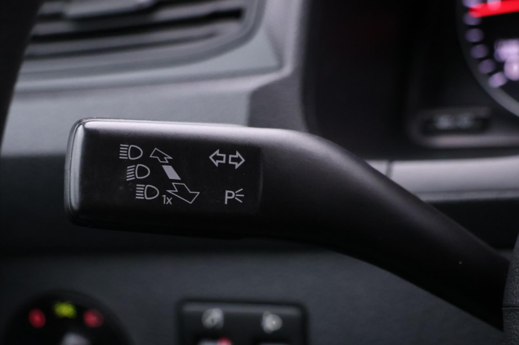 Volkswagen Caddy 2,0 TDI 75kW MAXI DPH CZ