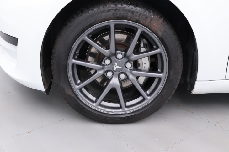 Tesla Model 3 239kW SR+ SOH 86,8%
