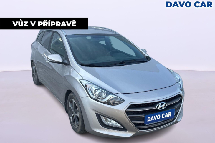 Hyundai i30 1.6 GDI 99kW Trikolor CZ