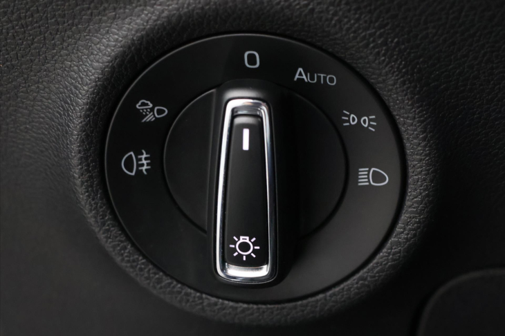 Škoda Karoq 1,5 TSI 110kW DSG Matrix DPH