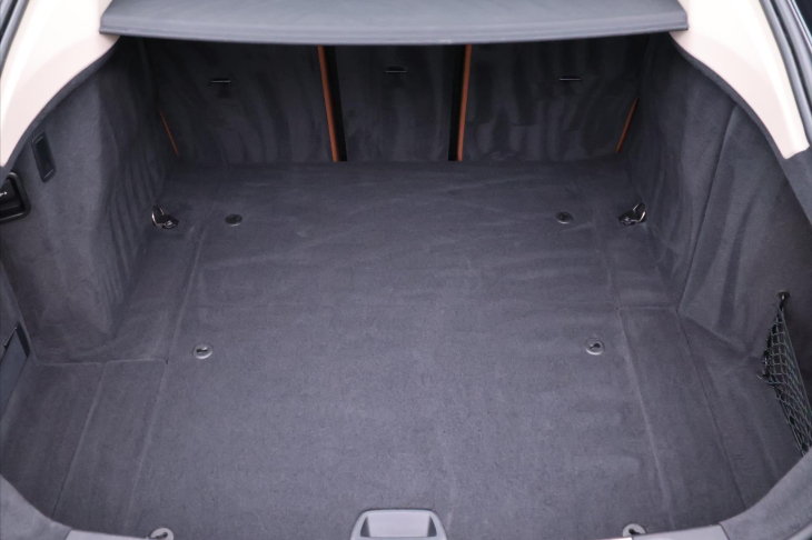 BMW Řada 4 2,0 420d 135kW Luxury Xenon