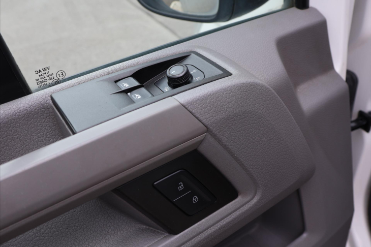 Volkswagen Crafter 2,0 TDI 103kW L2H2 CZ LED DPH