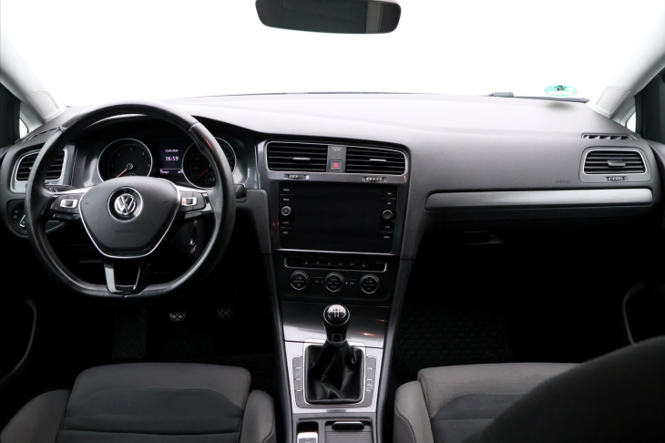 Volkswagen Golf 1.6 TDI Maraton Edition Serv.Kniha
