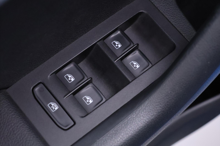 Škoda Octavia 1,6 TDI 81kW Style CZ DPH