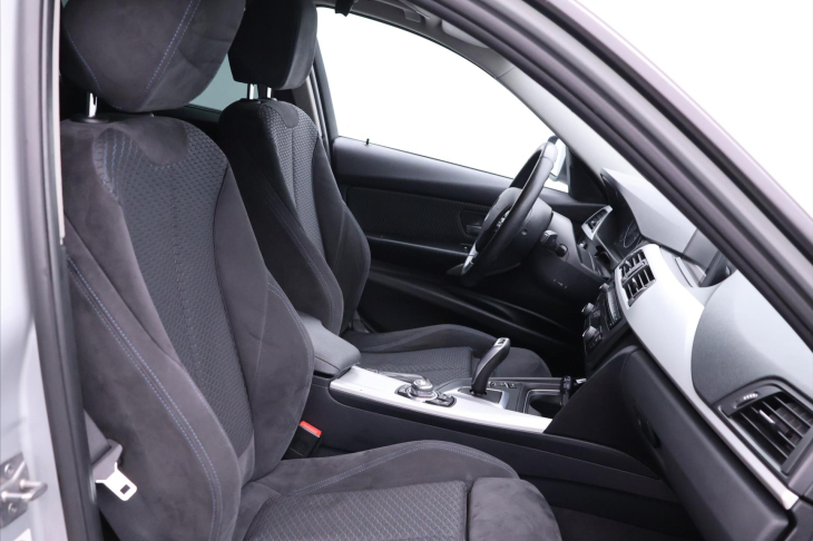 BMW Řada 3 3,0 330d 190kW Sport M-Paket