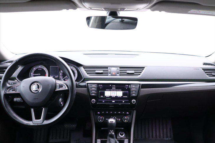 Škoda Superb 2,0 TDI 140kW L&K DSG 4x4 CZ