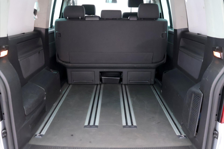 Volkswagen Multivan 2,5 TDI 96kW Comfortline