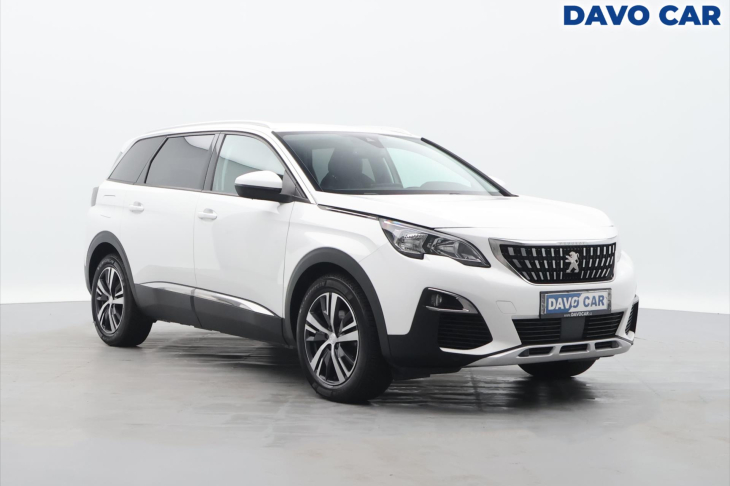 Peugeot 5008 1,5 HDi 96 kW Allure 7-Míst Tažné