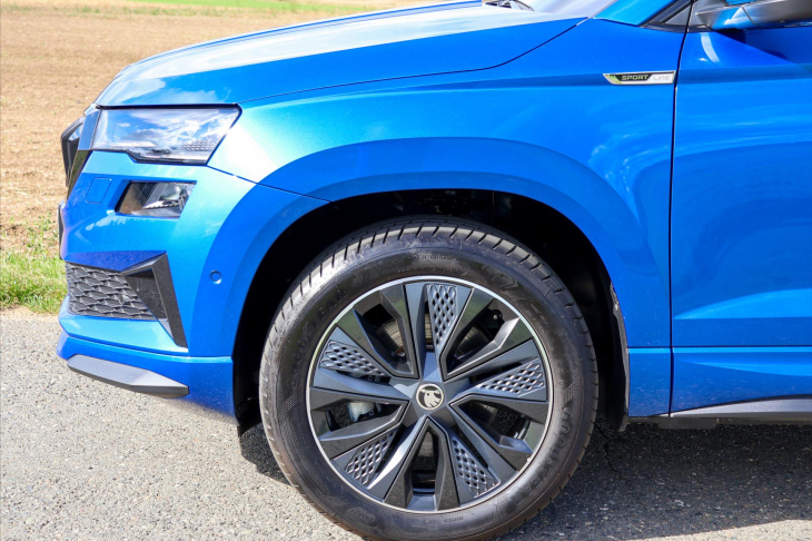 Škoda Karoq 2,0 TDI 4x4 DSG Sportline CZ