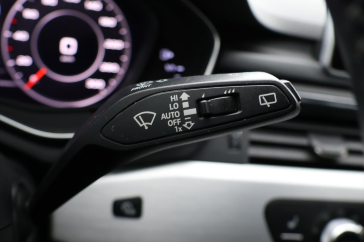 Audi A4 3,0 TDI quattro S-line S-Tronic