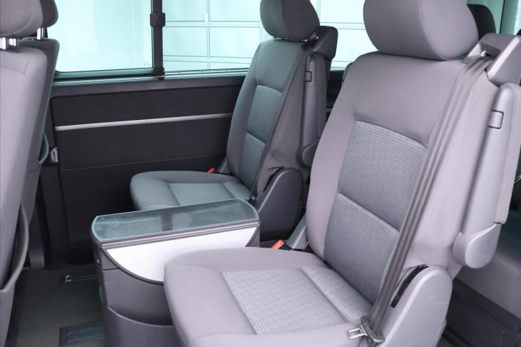 Volkswagen Multivan 2,5 TDi 96kW Comfortline Tažné