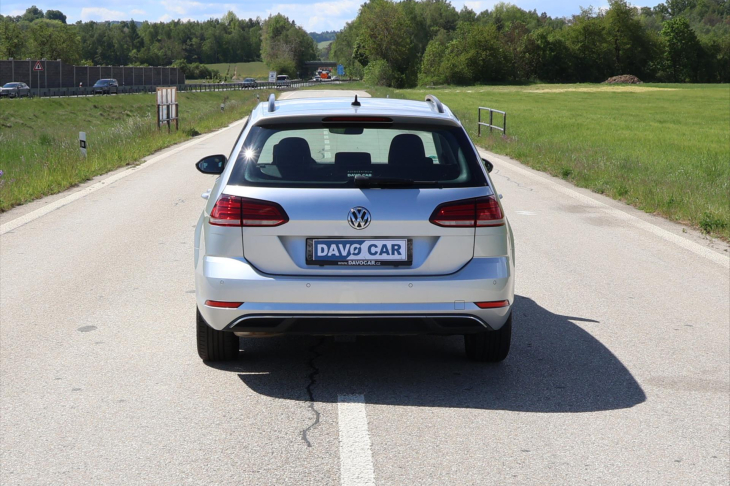Volkswagen Golf 2,0 TDI 110kW DSG 1.Maj. DPH