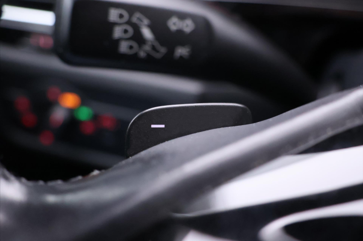 Volkswagen Touareg 3,0 TDI 150kW V6 Kam. Klim. CZ