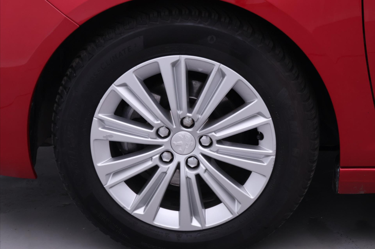 Peugeot 308 1,2 PT 96kW Allure CZ