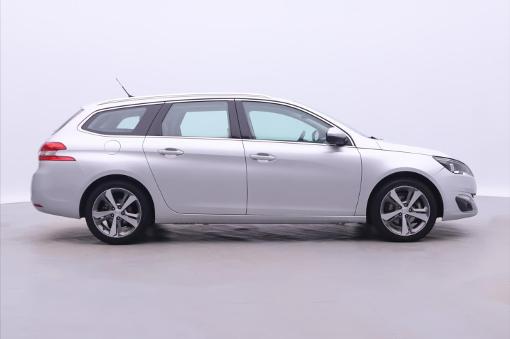 Peugeot 308 2,0 BlueHDI 110kW Aut. Allure