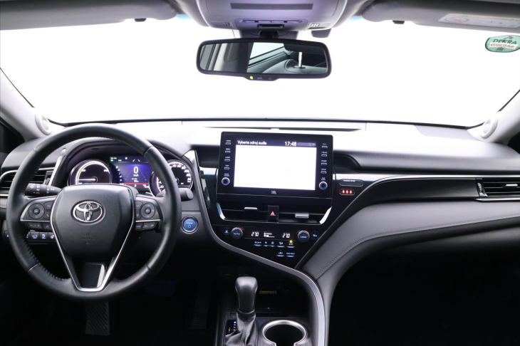 Toyota Camry 2,5 HB Executive CVT CZ DPH