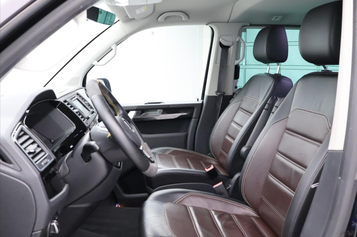 Volkswagen Multivan 2,0 TDI 146kW Highline DSG CZ DPH